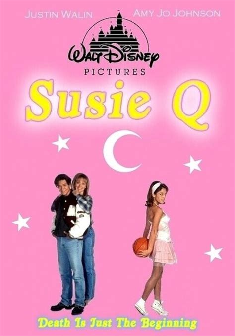 Susie Q es a kedvese éppen a közepsikolai bálba indulnak, ám véletlenül egy hídon halálos autóbalesetet szenvednek es autóstól a folyóba zuhannak. 30 évvel kesőbb egy család költözik éppen abba a házba, ahol Susie Q és a szülei éltek annakidején. ... The movie begins in Willow Valley, Washington in 1955, where teenager ...